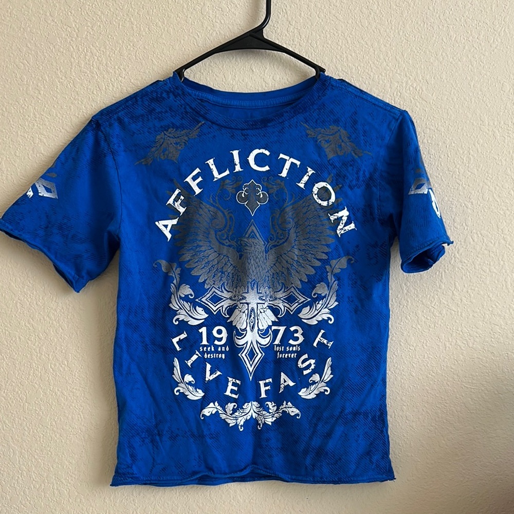 Affliction Kids Blue Graphic T-Shirt Size Small Flawed